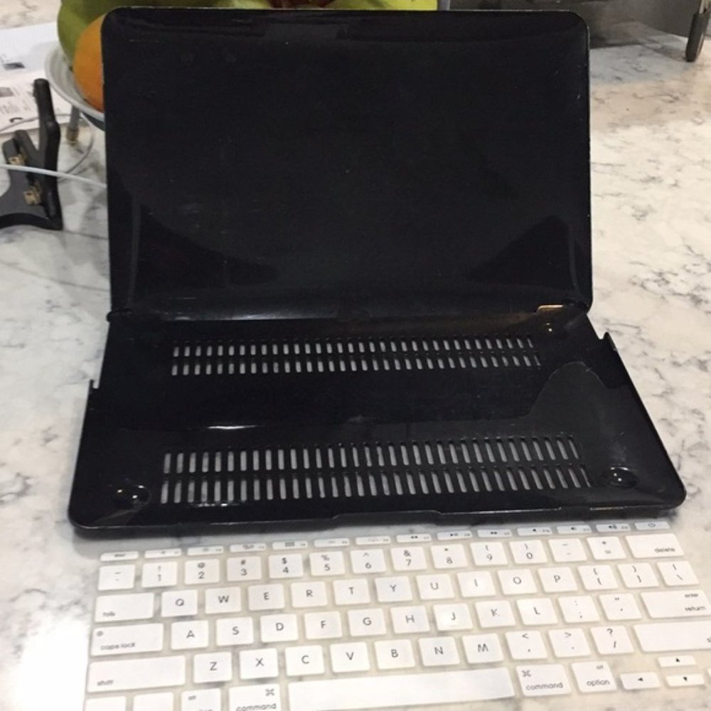 MACBOOK CASE WITH KEYBOAR - Picture 5 of 9
